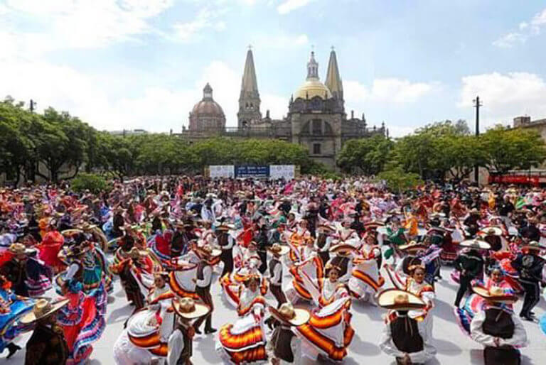 Guadalajara Sets Record for Biggest Folk Dance - Casa Bay Villas