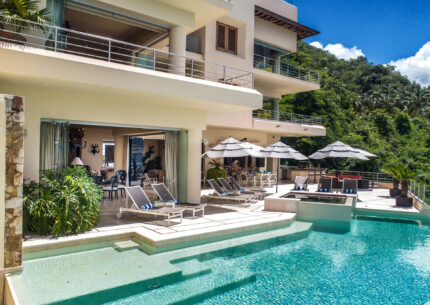 Villa Bahia | 4-5 Bedrooms | Starting at $1,400/Night