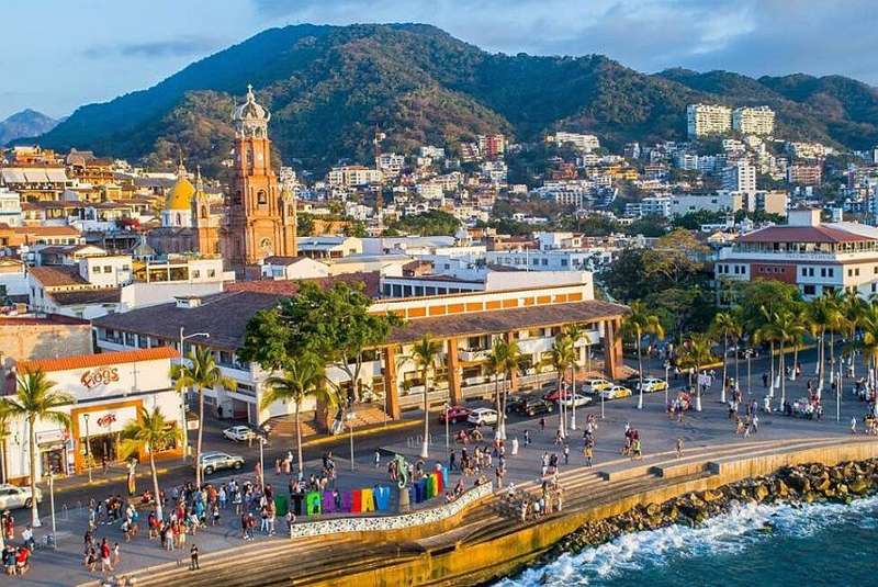 Puerto Vallarta Wins Two 2024 Condé Nast Readers’ Choice Awards Casa