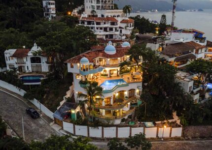 Villa Anastasia | 4-Bedrooms | Starting at $935.00/Night